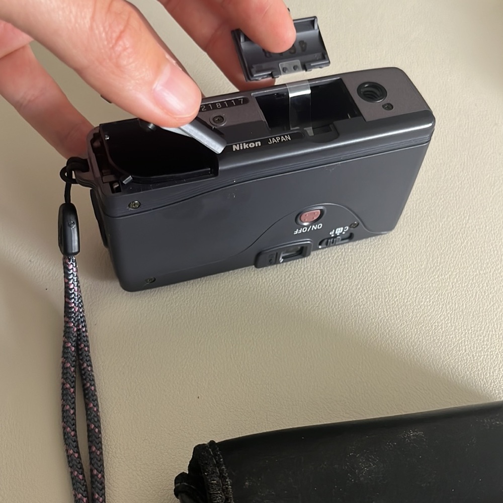 VINTAGE NIKON NUVIS MINI 25mm 1:4 Macro - Picture 3 of 3